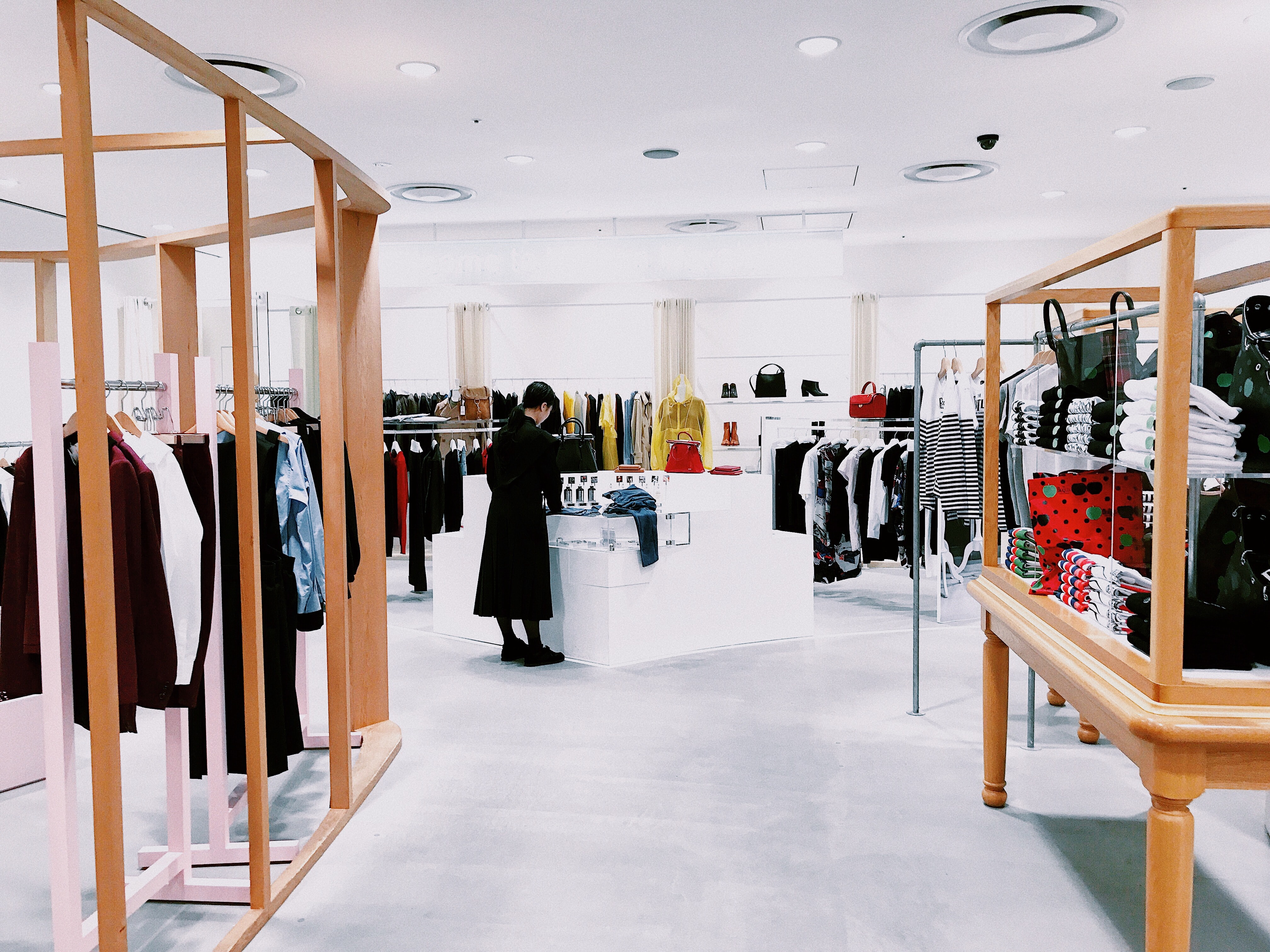 luxury retail